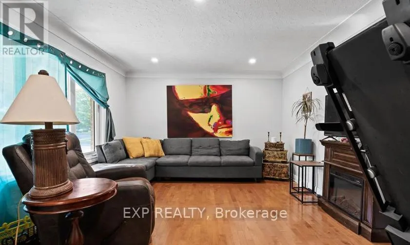UPPER - 304 FIRST AVENUE
