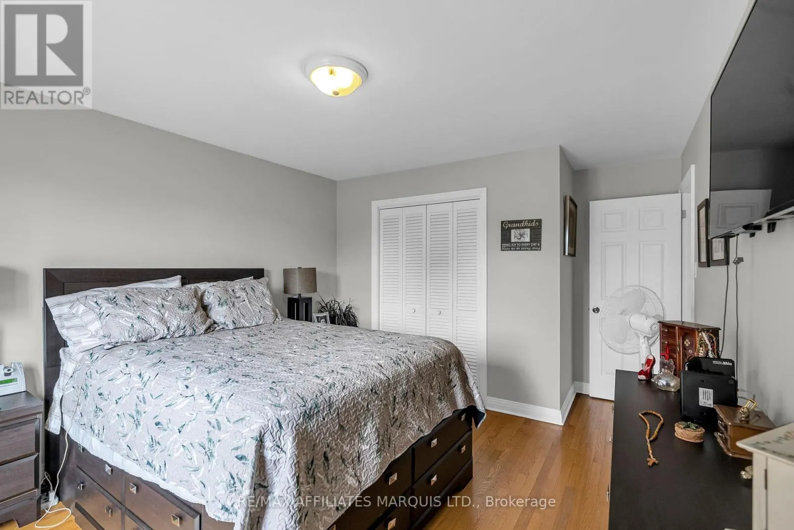 417 BEACH AVENUE