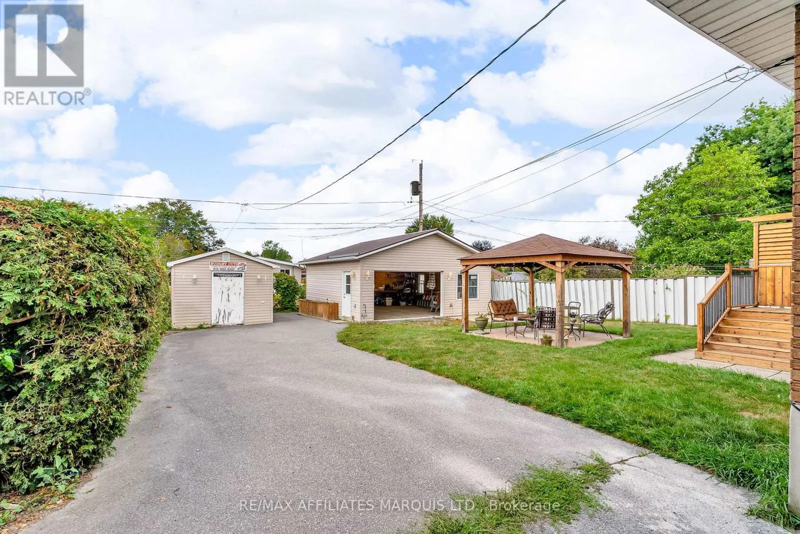 417 BEACH AVENUE