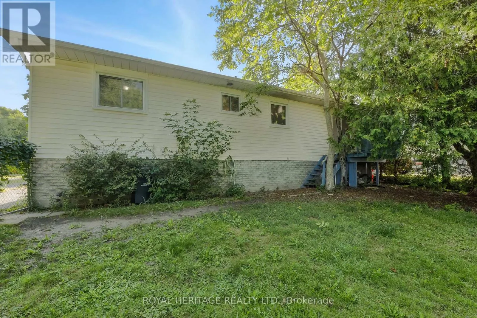 45 MAPLEWOOD AVENUE