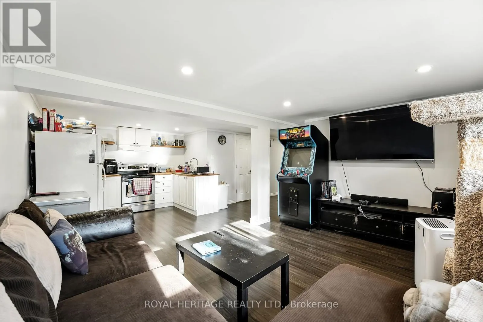 45 MAPLEWOOD AVENUE
