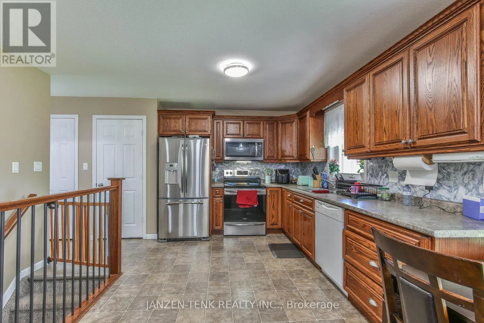 6770 PLANK ROAD