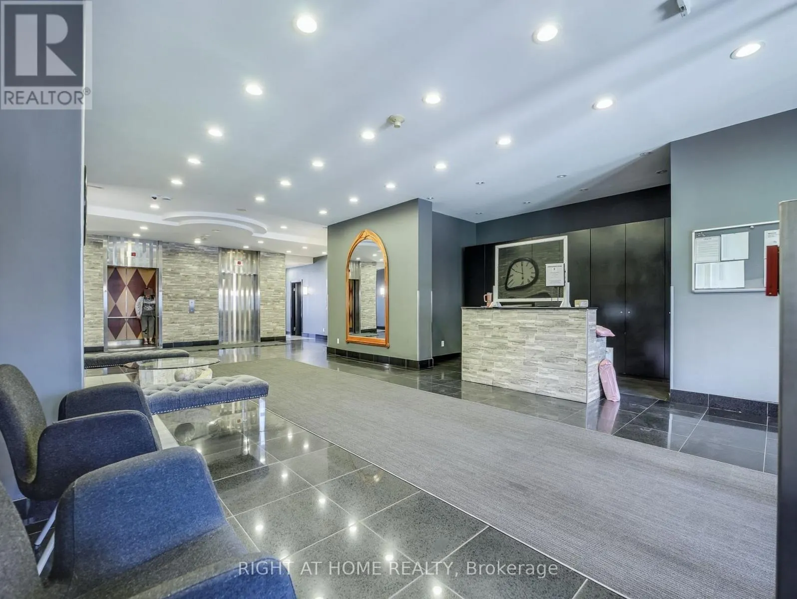 311 - 135 JAMES STREET