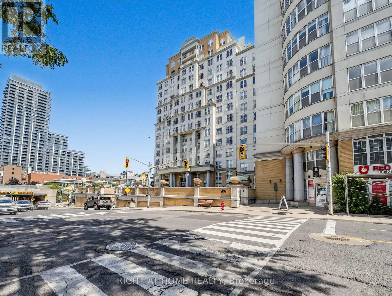 311 - 135 JAMES STREET