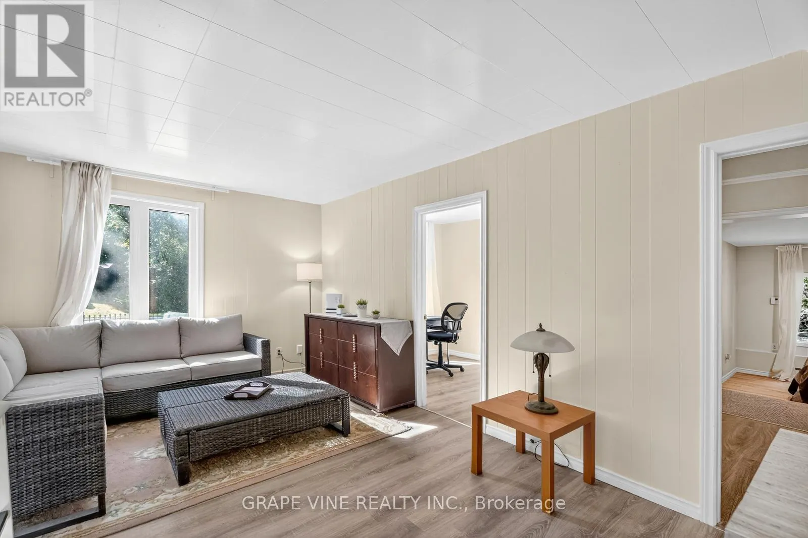 125 HUNTER CRESCENT