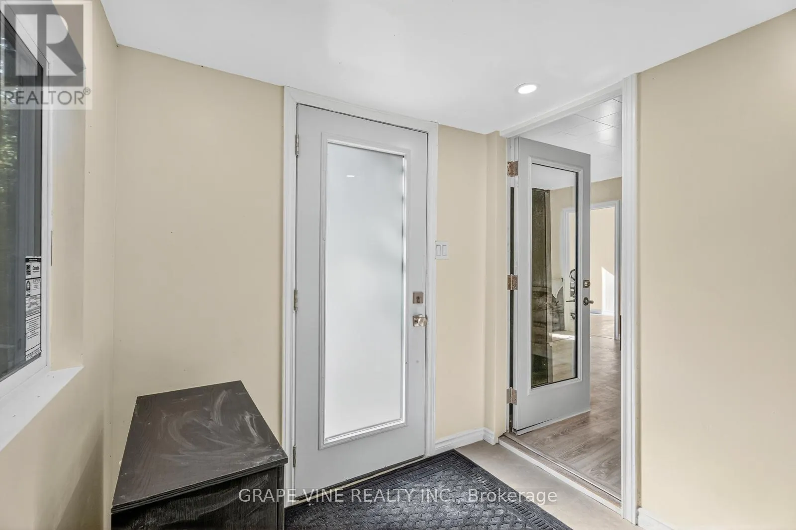 125 HUNTER CRESCENT