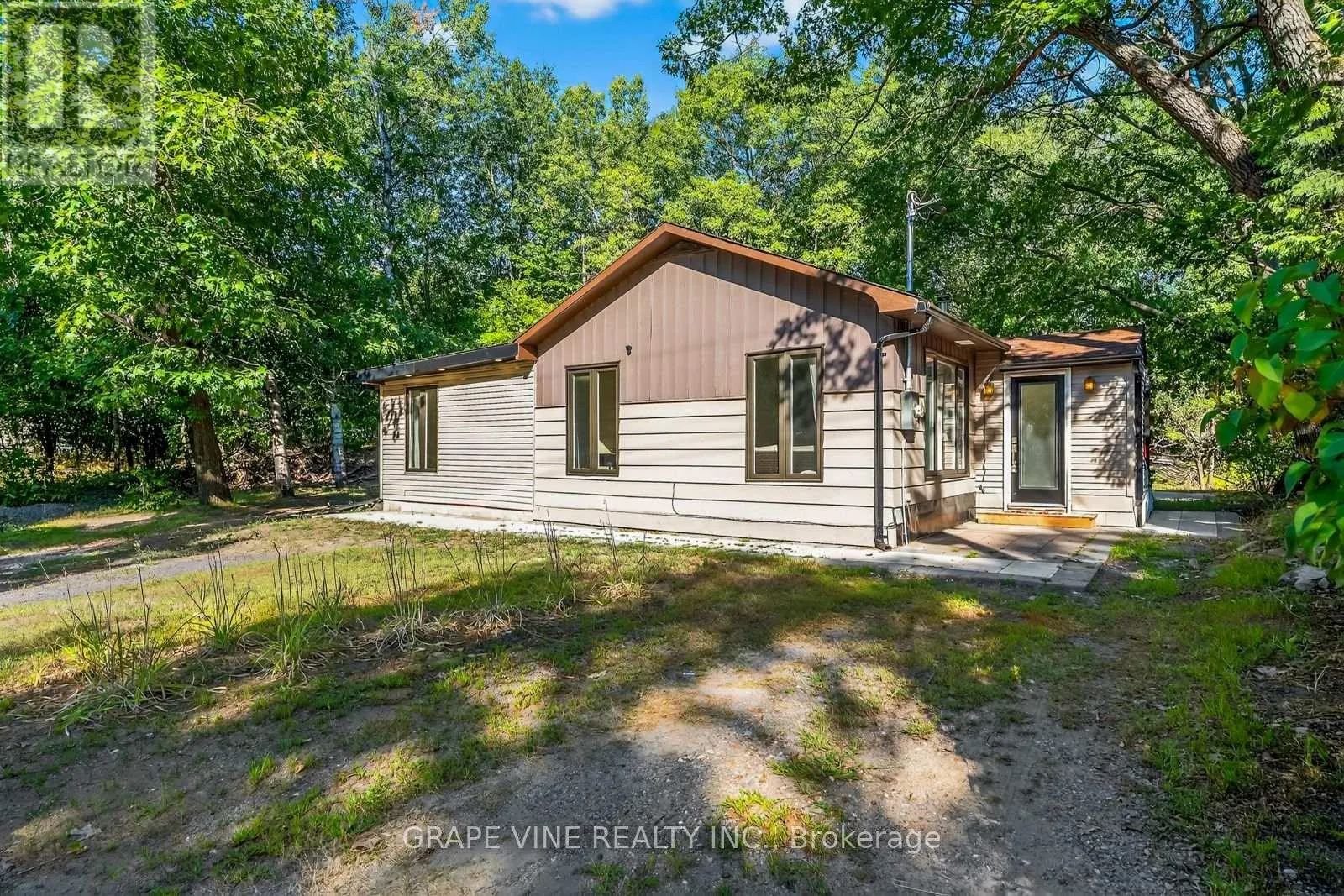 125 HUNTER CRESCENT