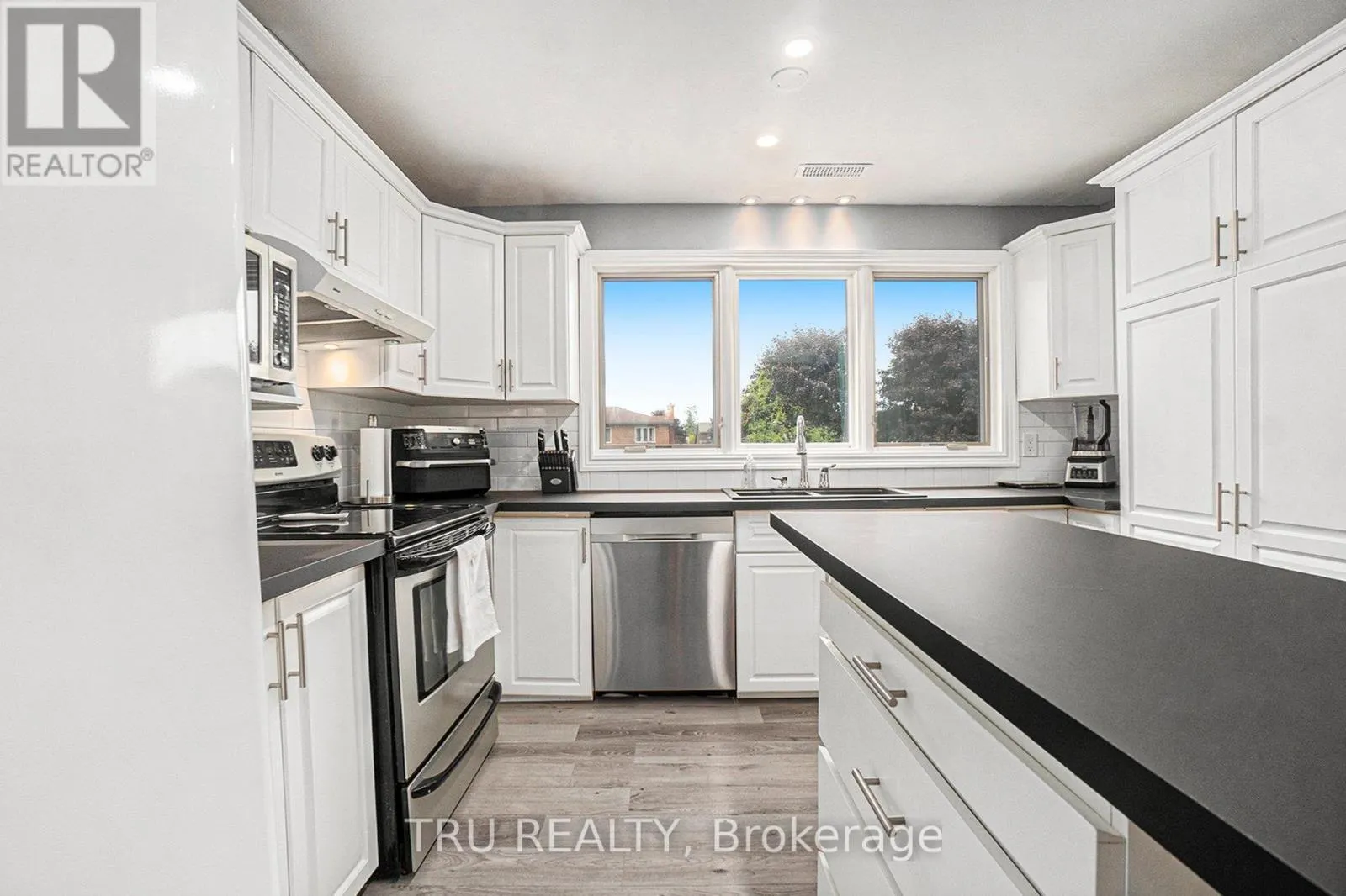 307 STRATAS COURT