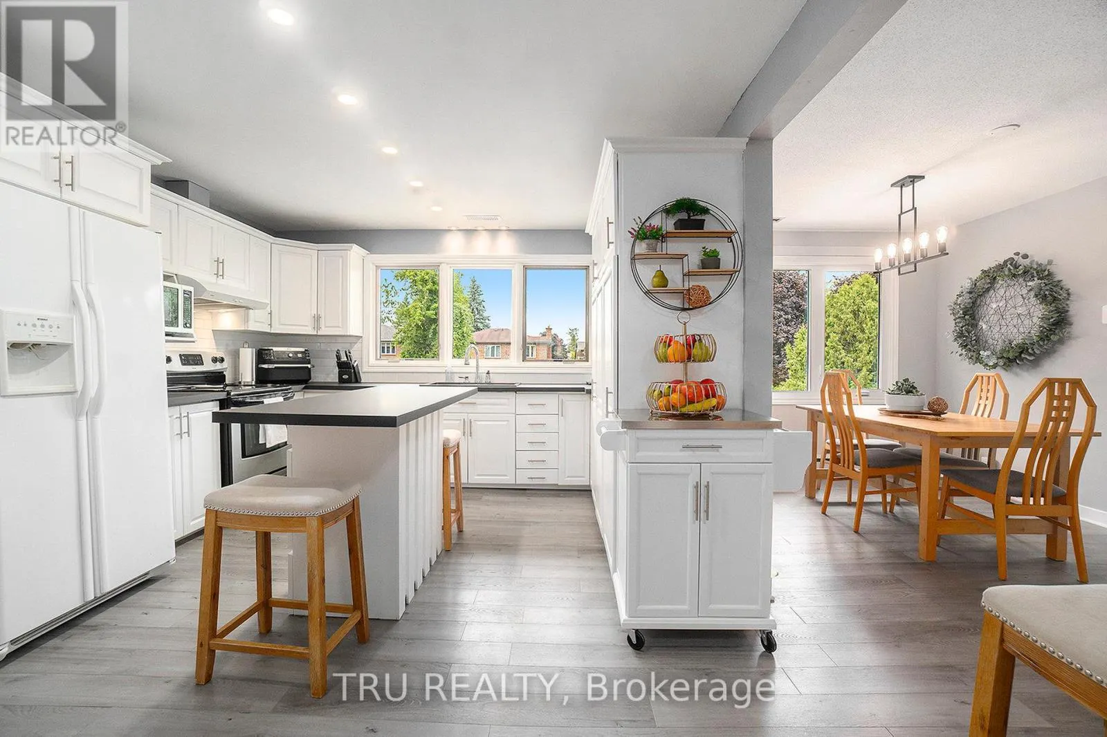307 STRATAS COURT