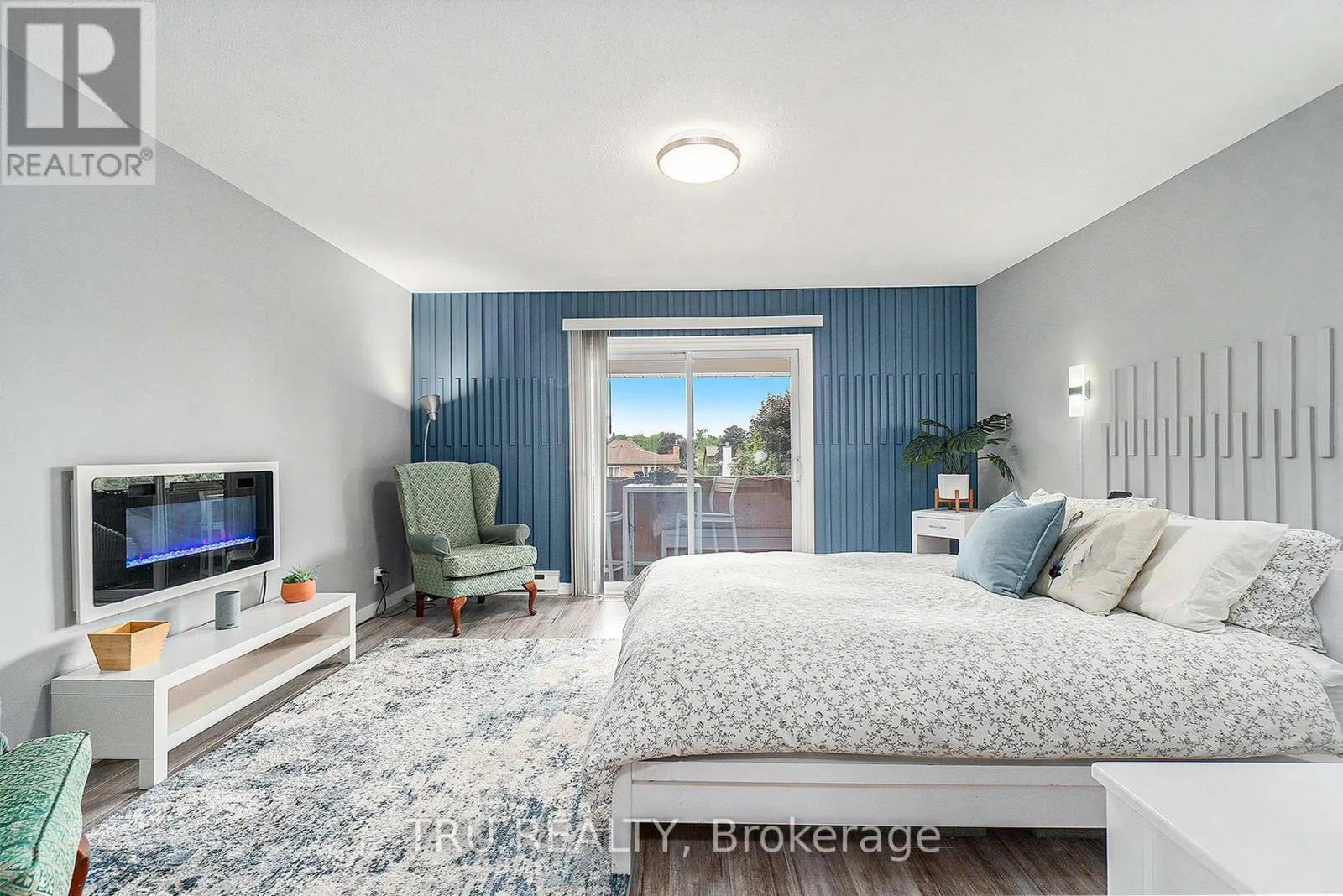 307 STRATAS COURT
