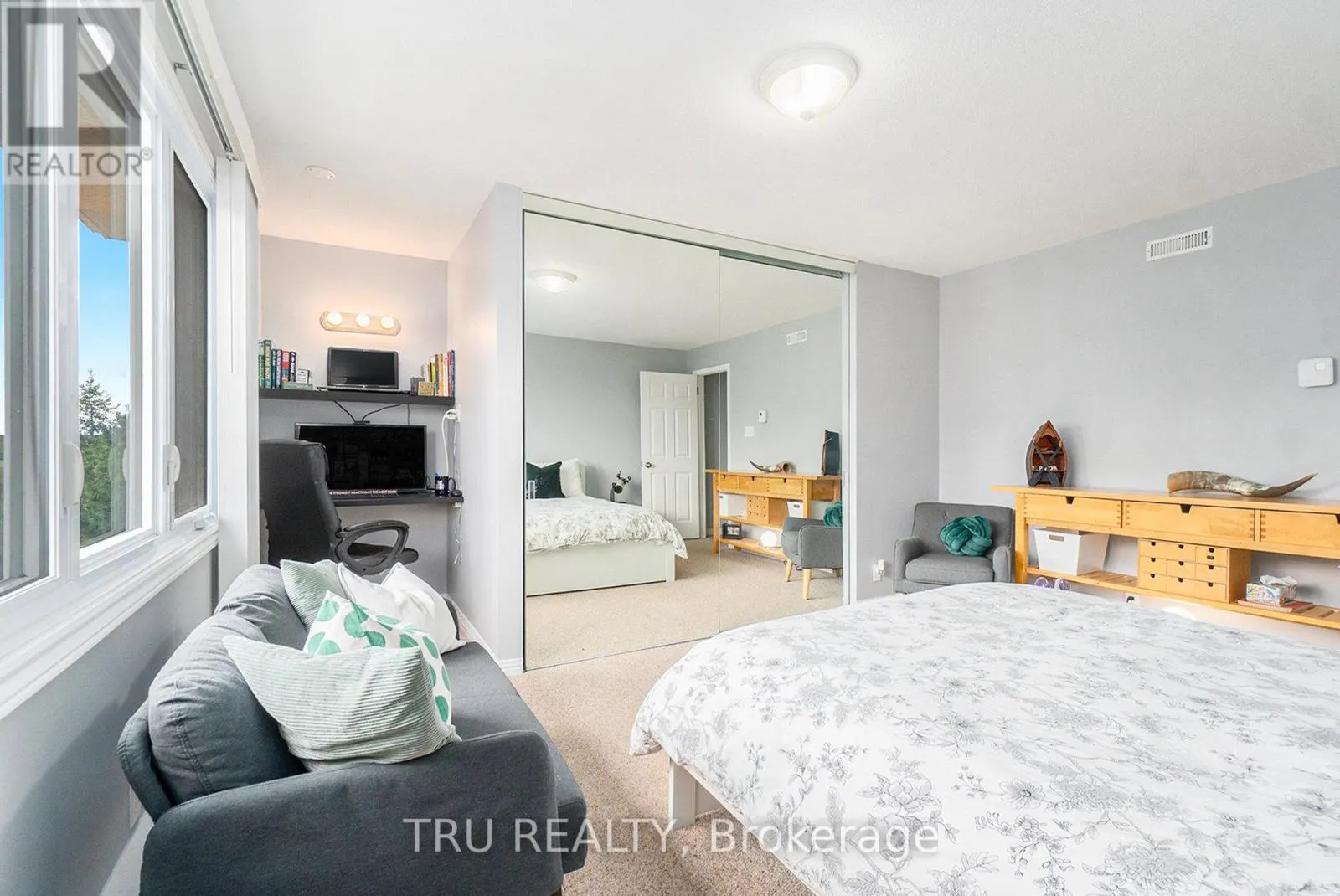 307 STRATAS COURT