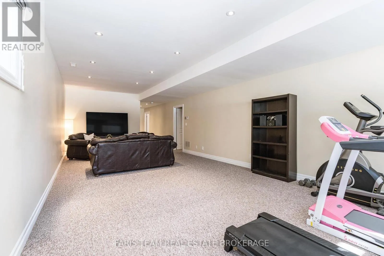 156 DEERFOOT TRAIL