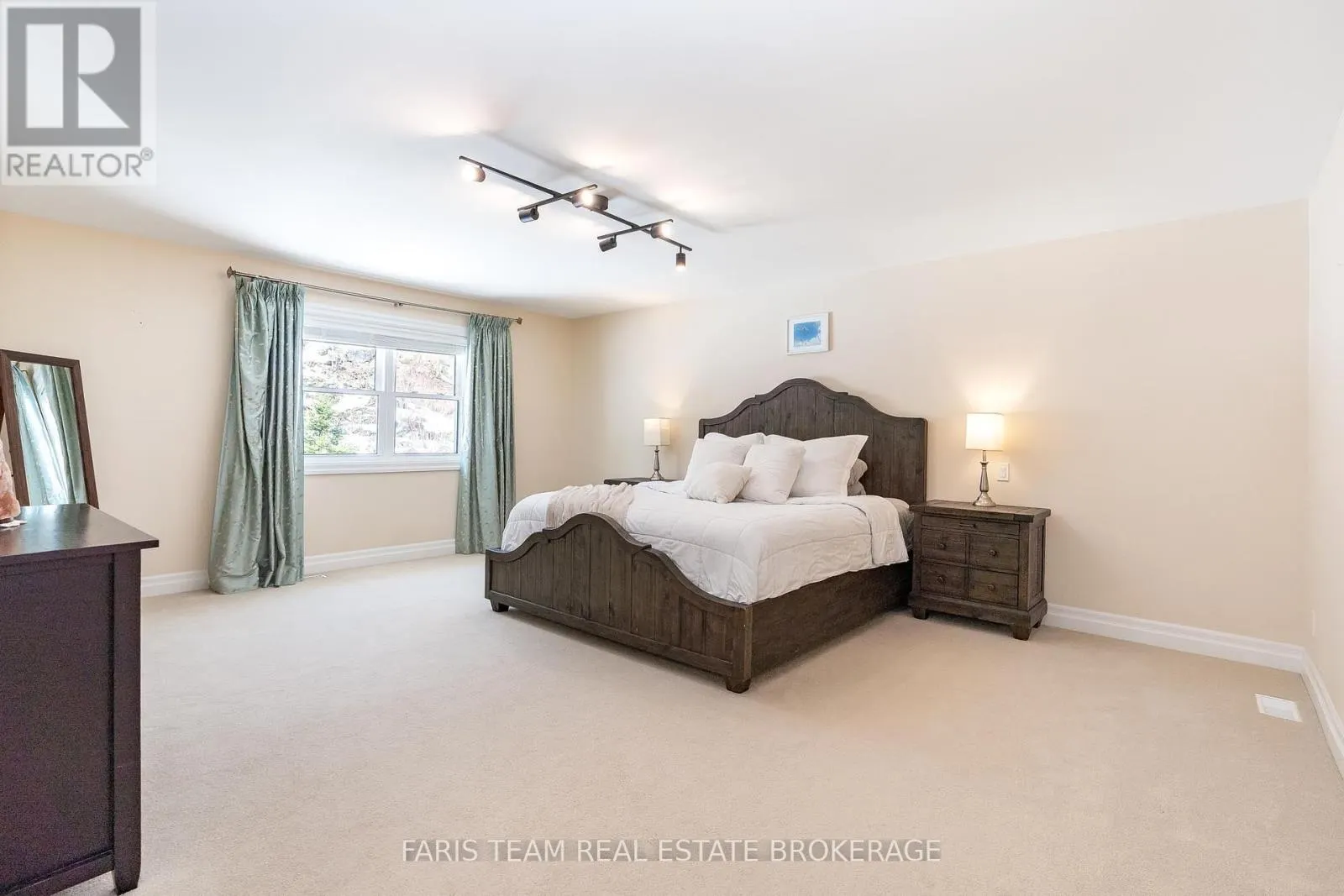156 DEERFOOT TRAIL