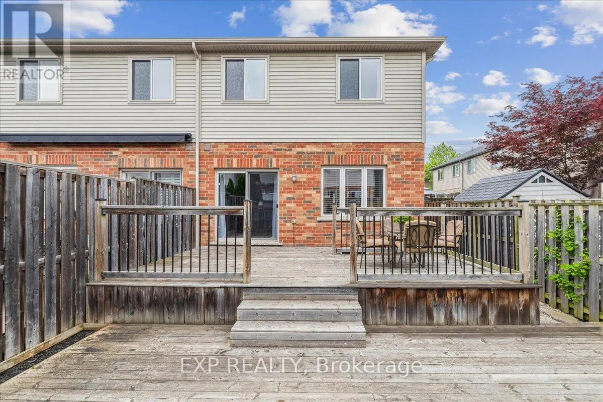 # 39 - 6 CHESTNUT DRIVE