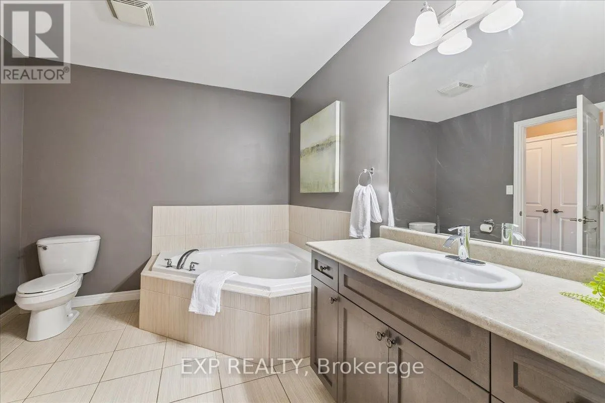 # 39 - 6 CHESTNUT DRIVE