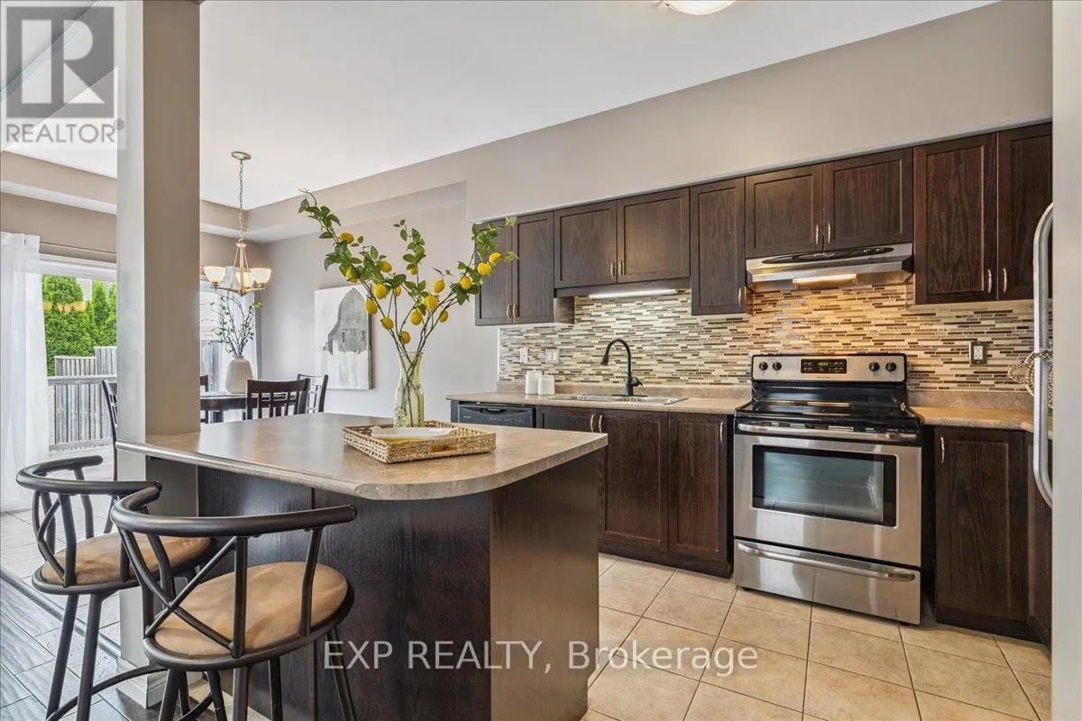 # 39 - 6 CHESTNUT DRIVE