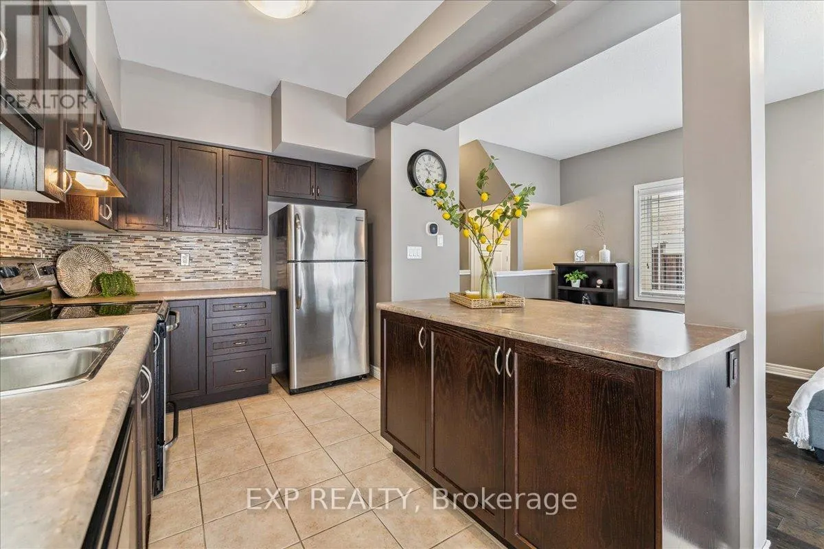# 39 - 6 CHESTNUT DRIVE