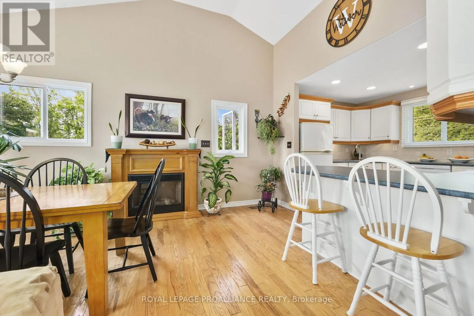 8 - 190 INGHAM ROAD, #8