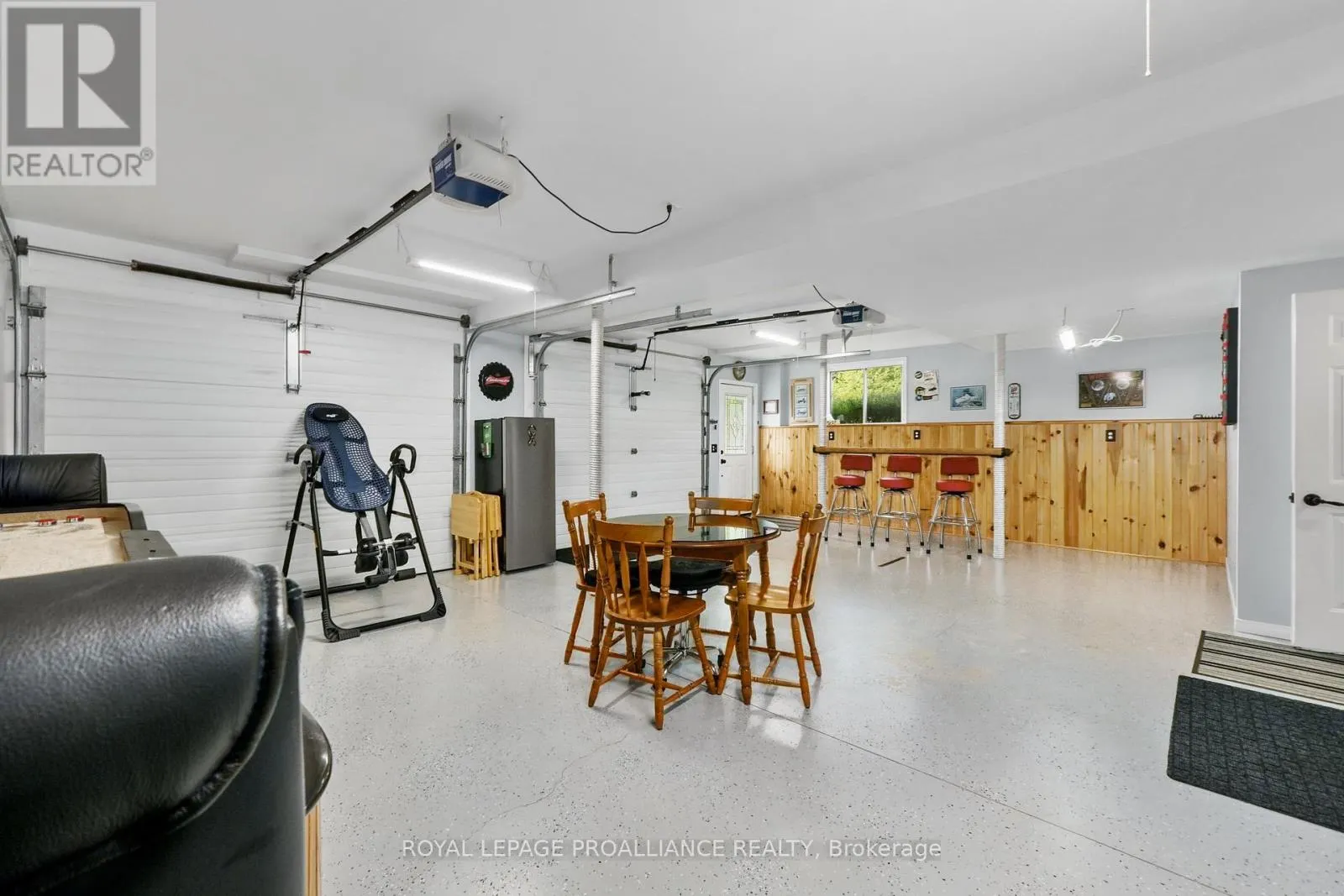 8 - 190 INGHAM ROAD, #8
