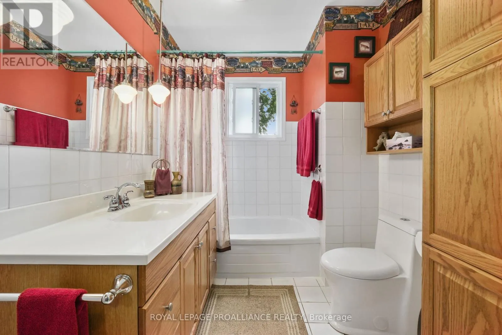 8 - 190 INGHAM ROAD, #8