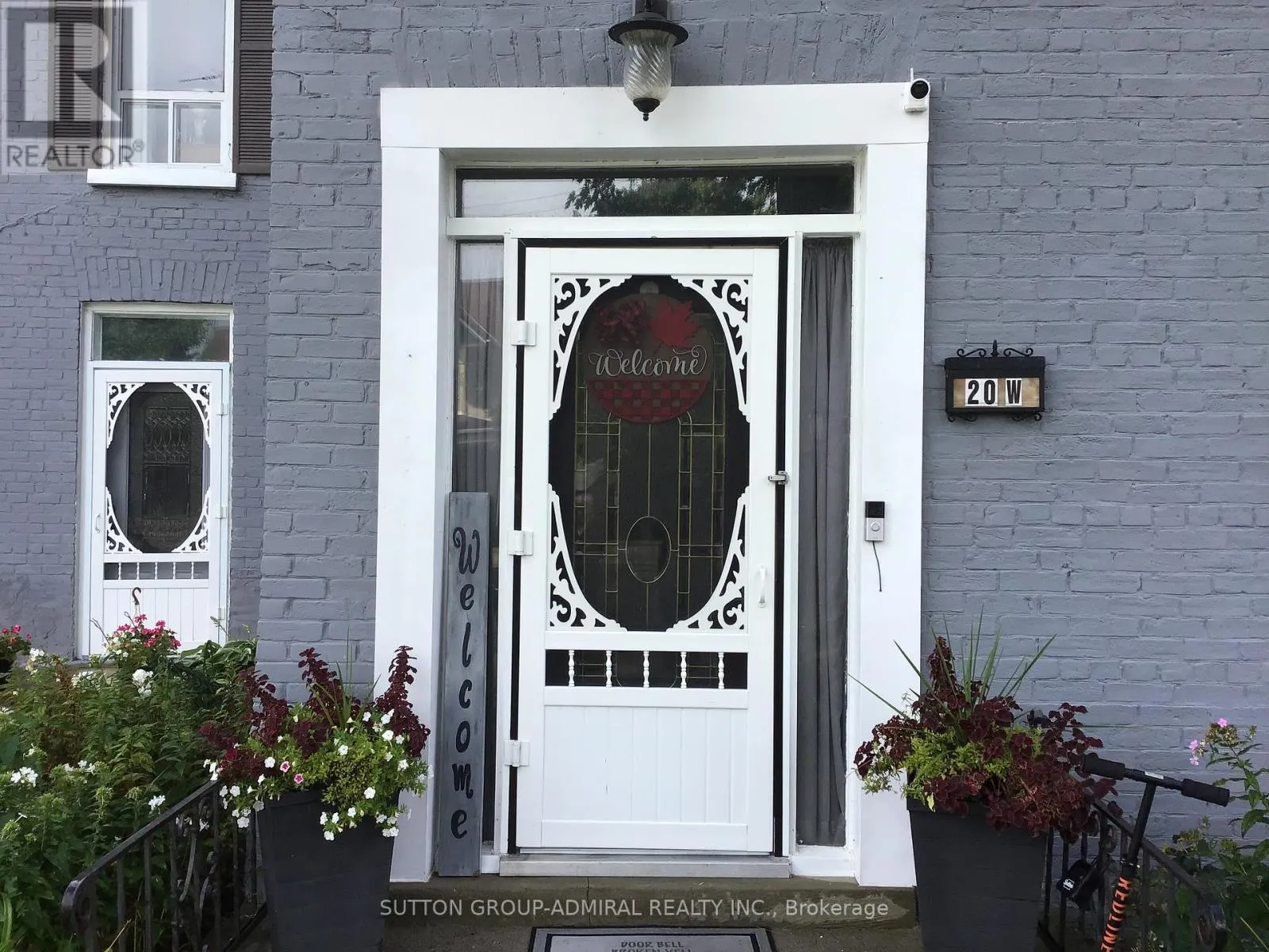 20 KING STREET W