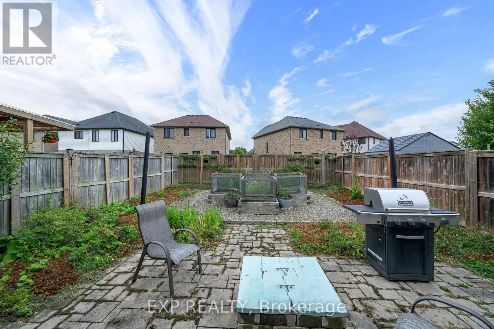 1835 REILLY WALK