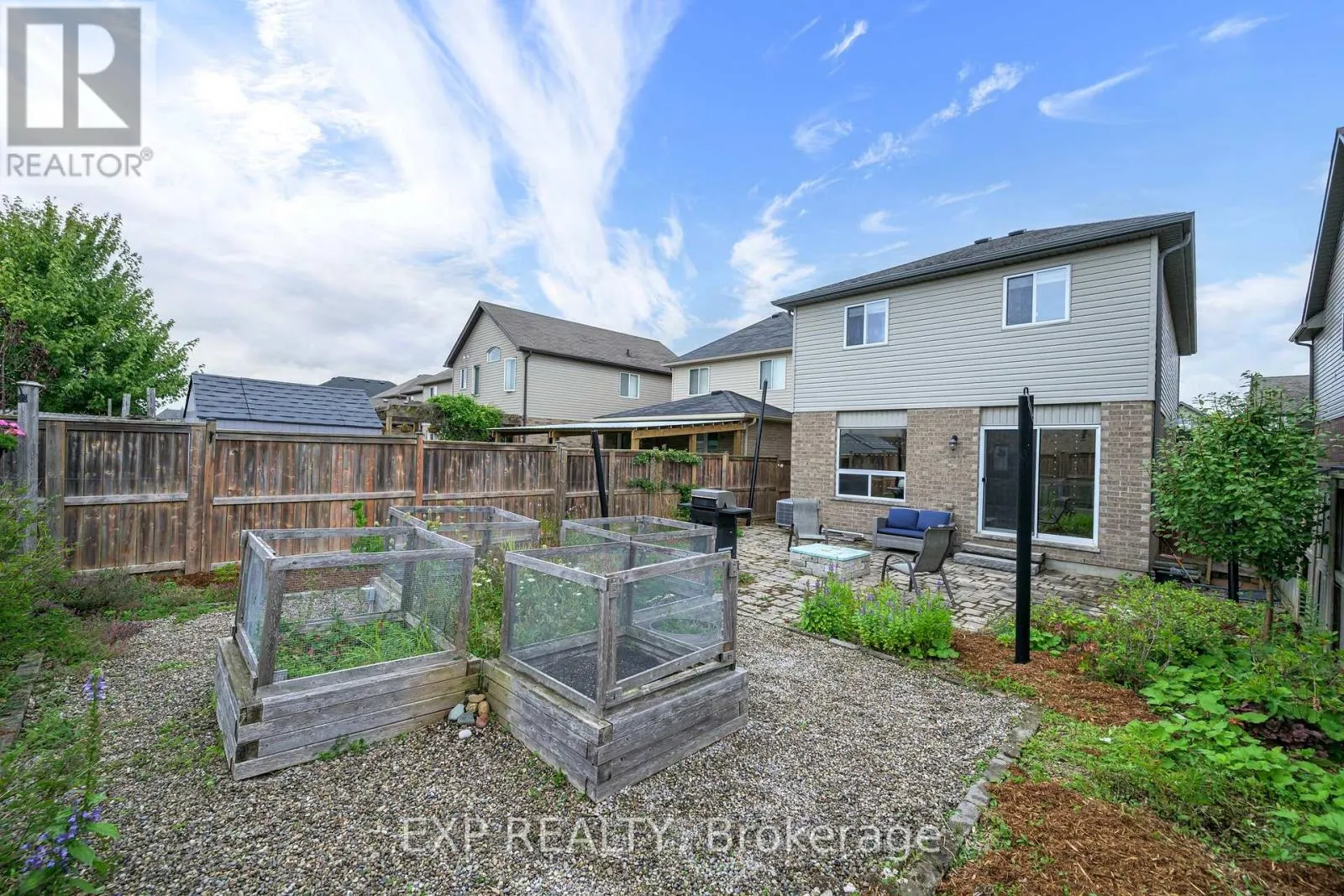 1835 REILLY WALK
