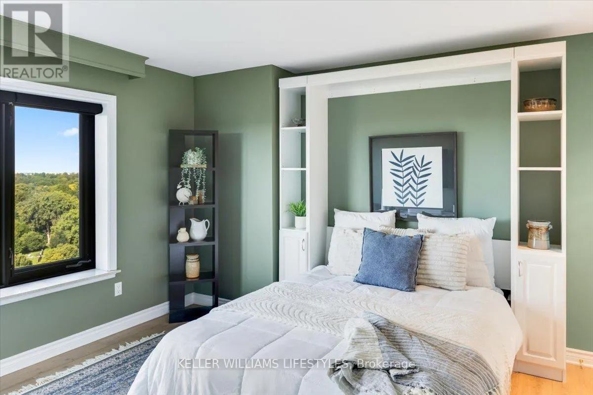 1202 - 19 KING STREET, #1202