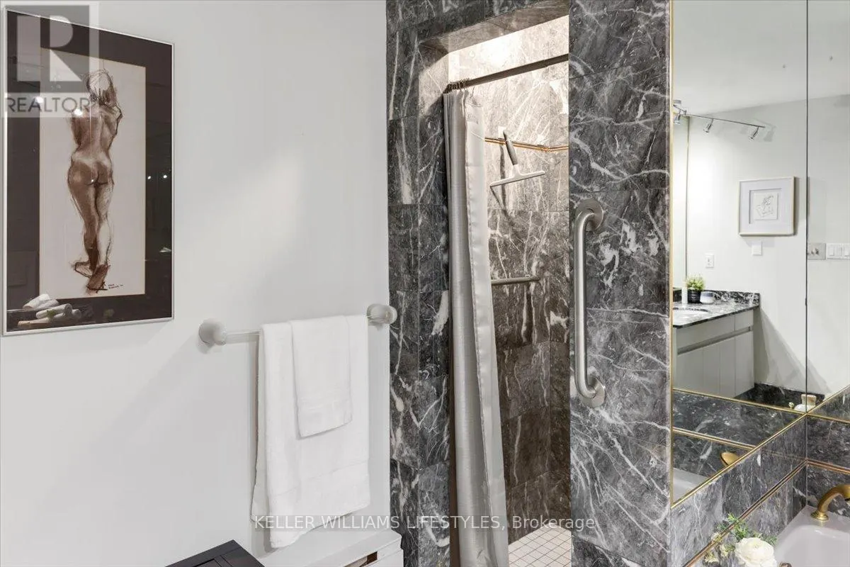 1202 - 19 KING STREET, #1202