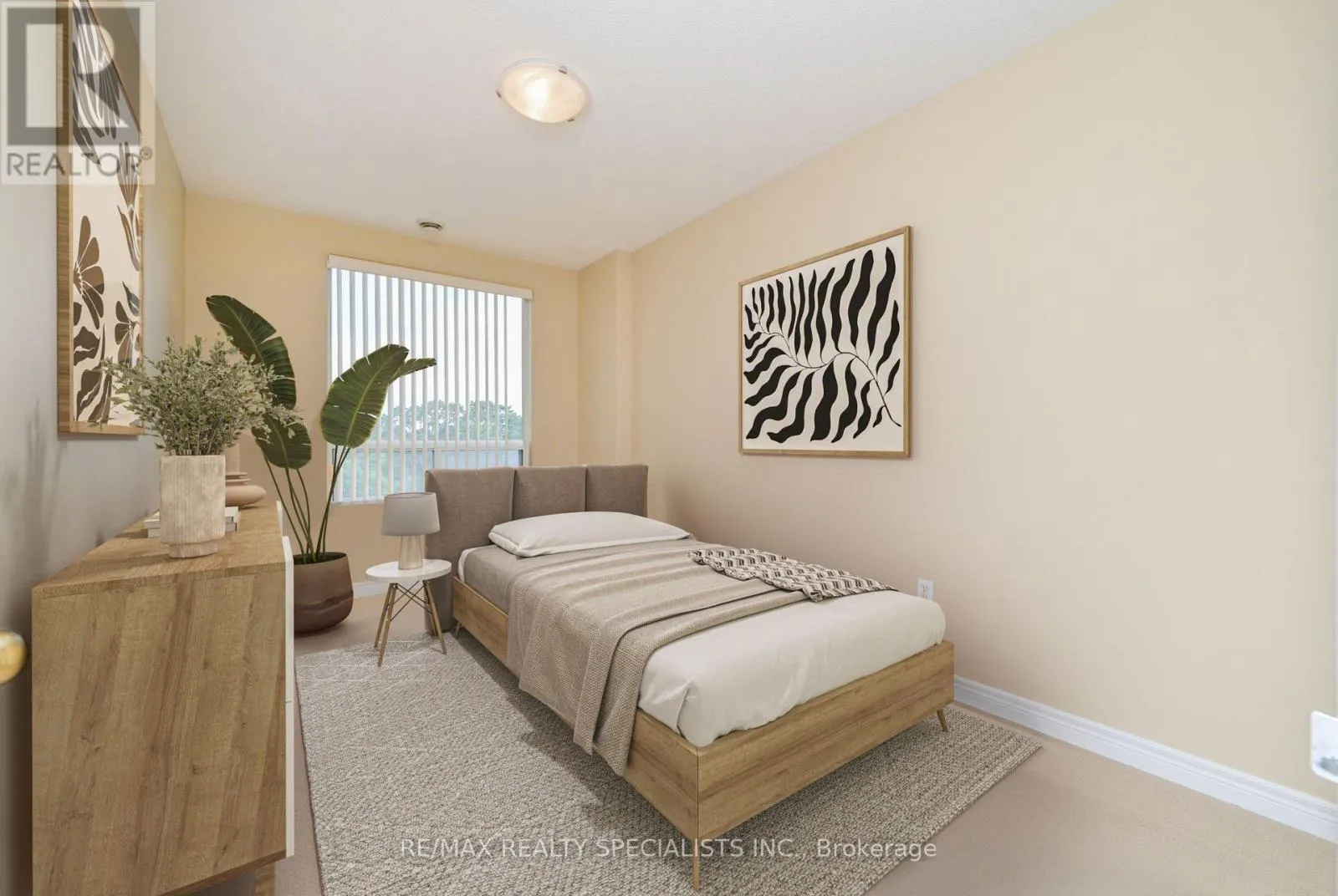 505 - 60 WYNDHAM STREET S