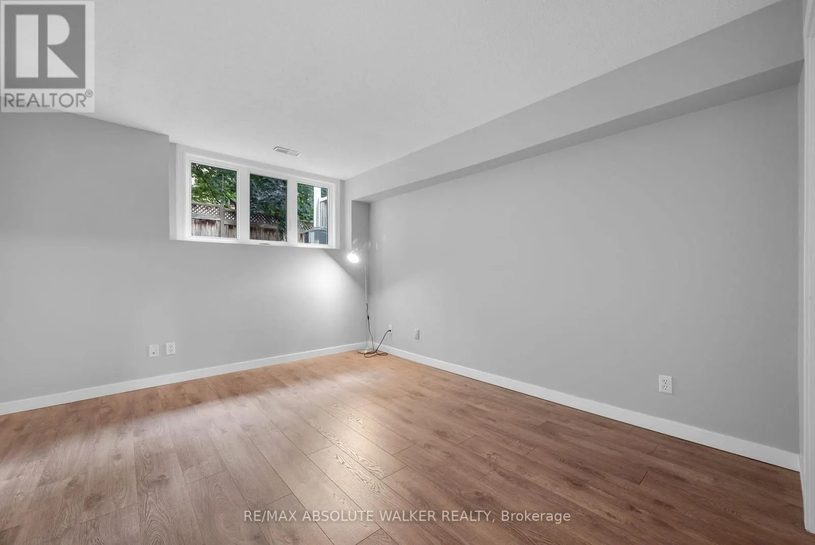 1673 LOCKSLEY LANE