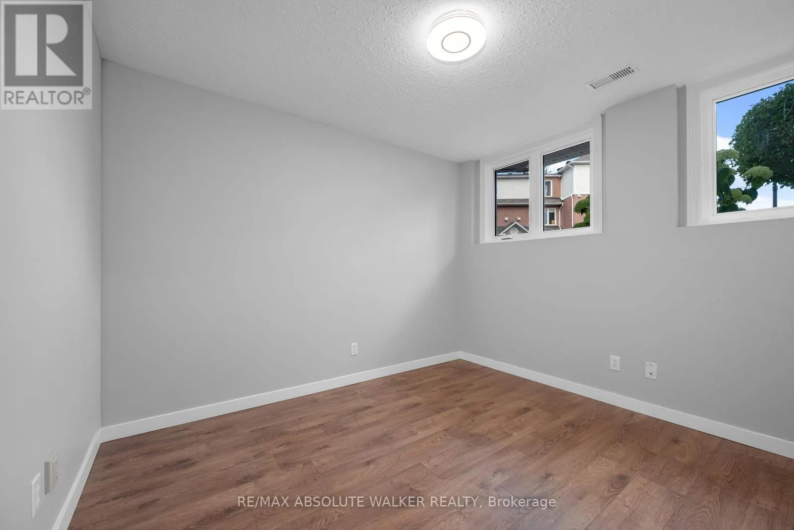 1673 LOCKSLEY LANE