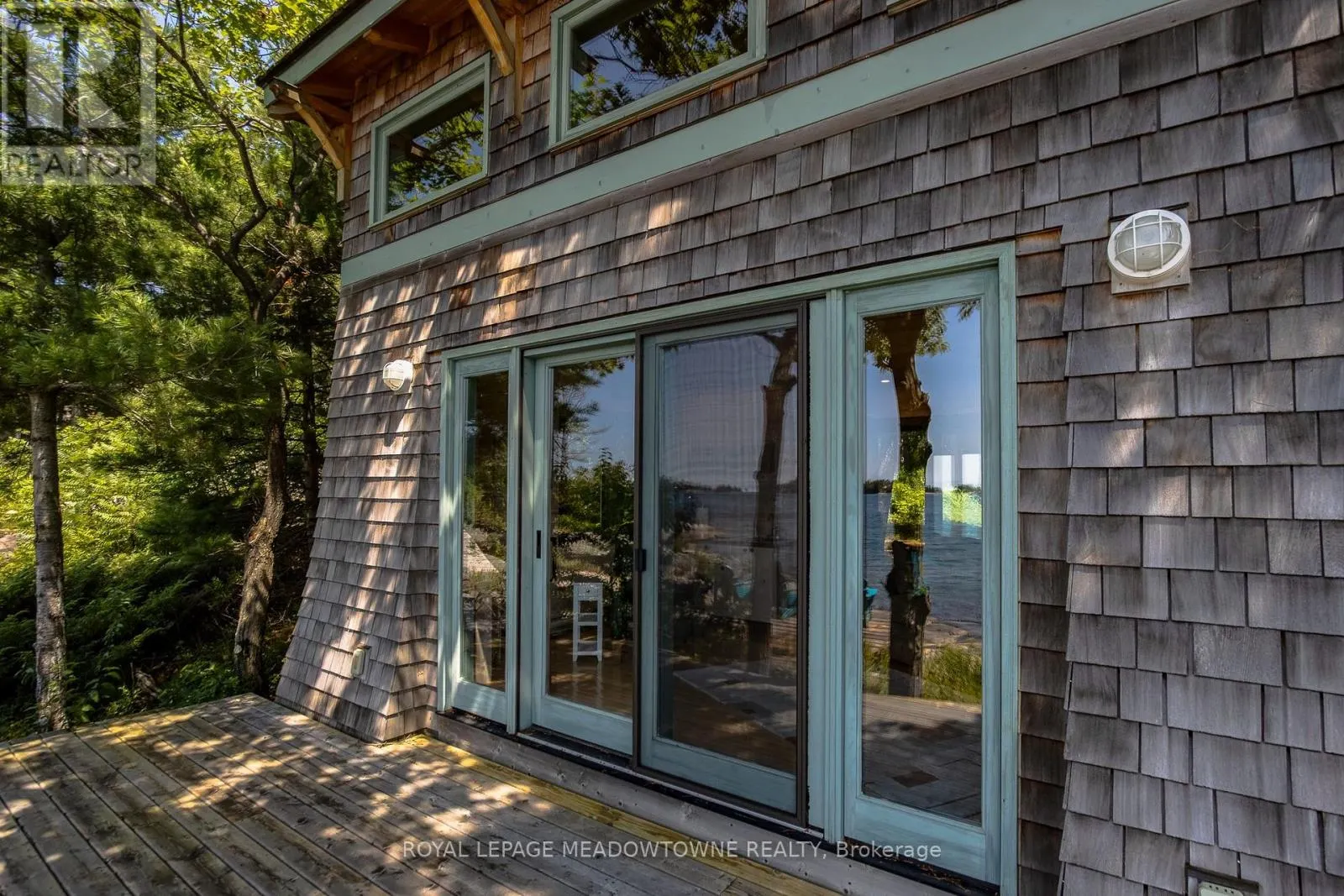 B433 CAMPBELL ISLAND, TWP OF THE ARCHIPELAGO