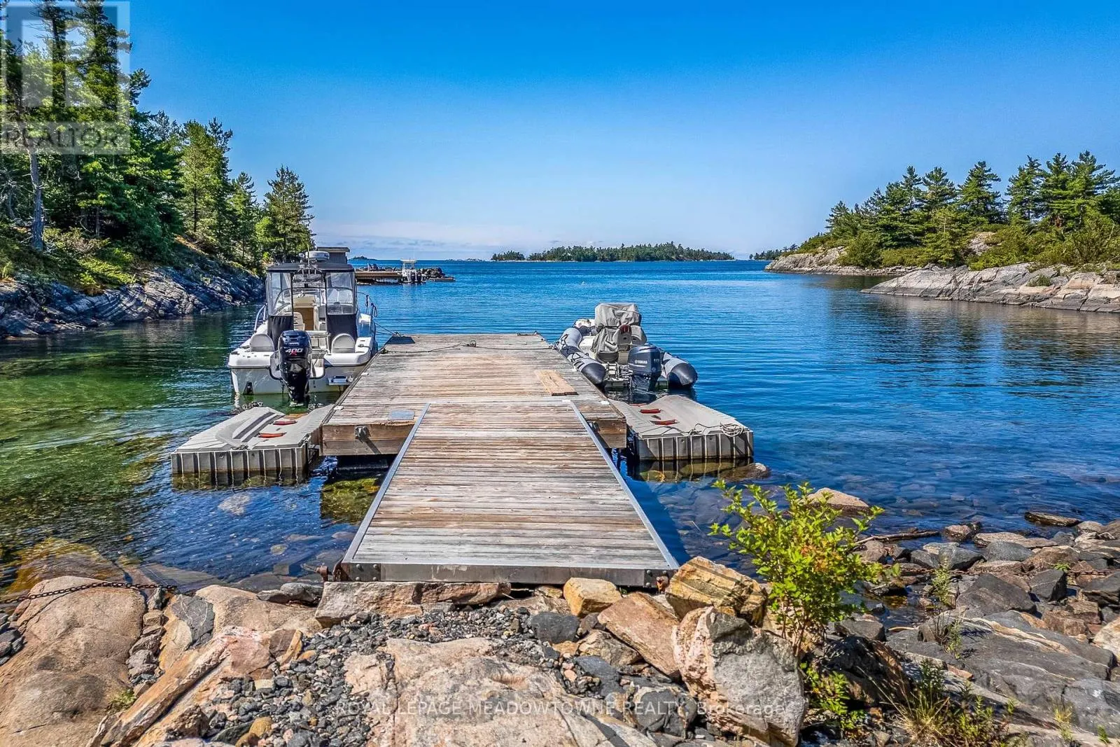 B433 CAMPBELL ISLAND, TWP OF THE ARCHIPELAGO