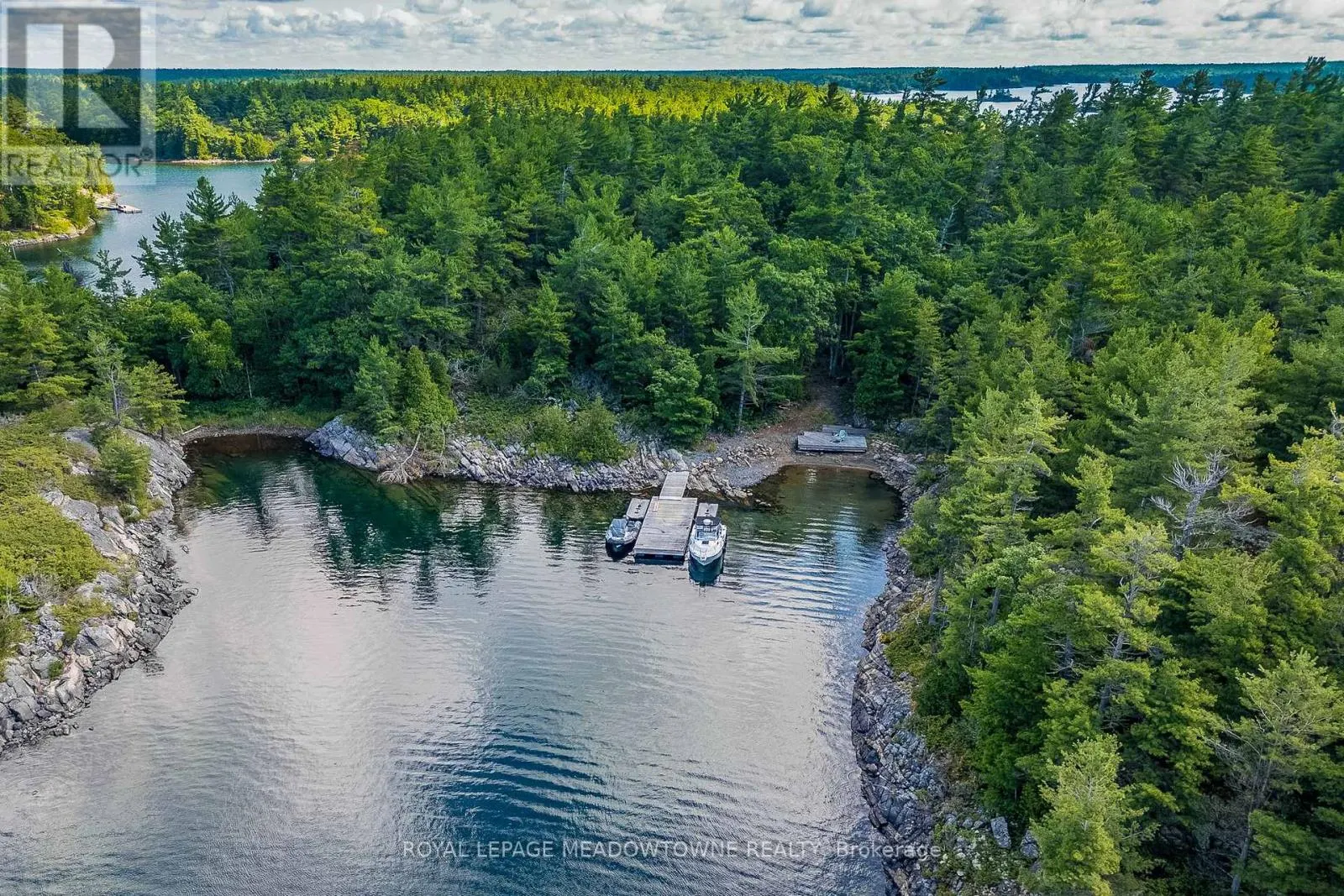 B433 CAMPBELL ISLAND, TWP OF THE ARCHIPELAGO