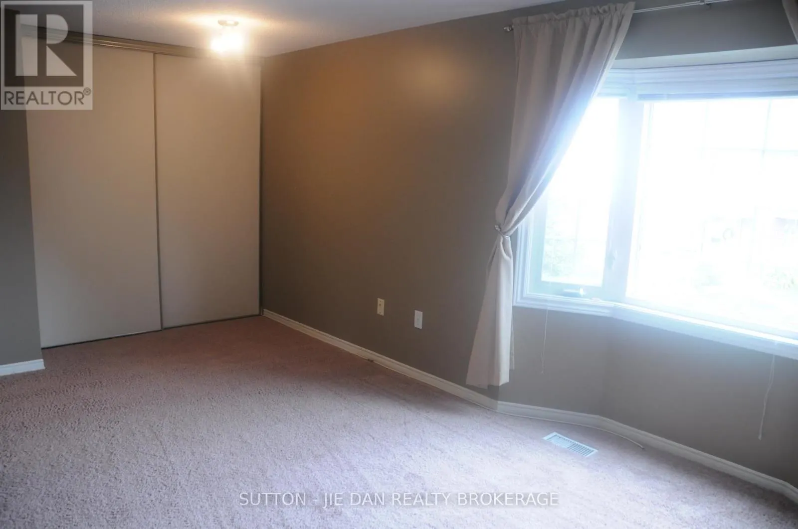 63 - 70 CHAPMAN COURT, #63