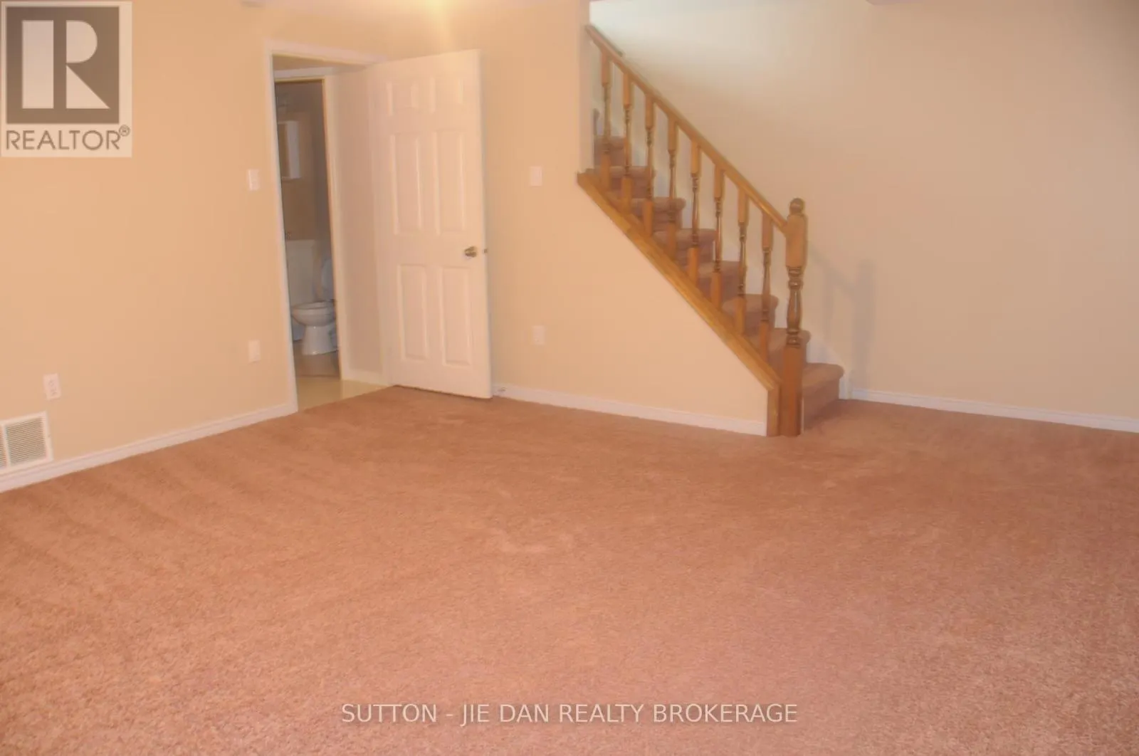 63 - 70 CHAPMAN COURT, #63