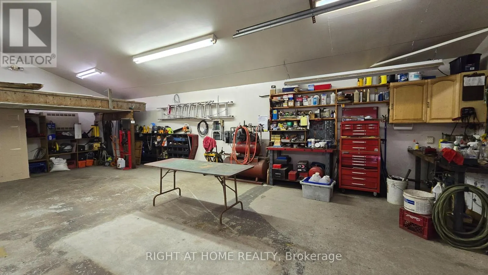 31 PORTAGE ROAD