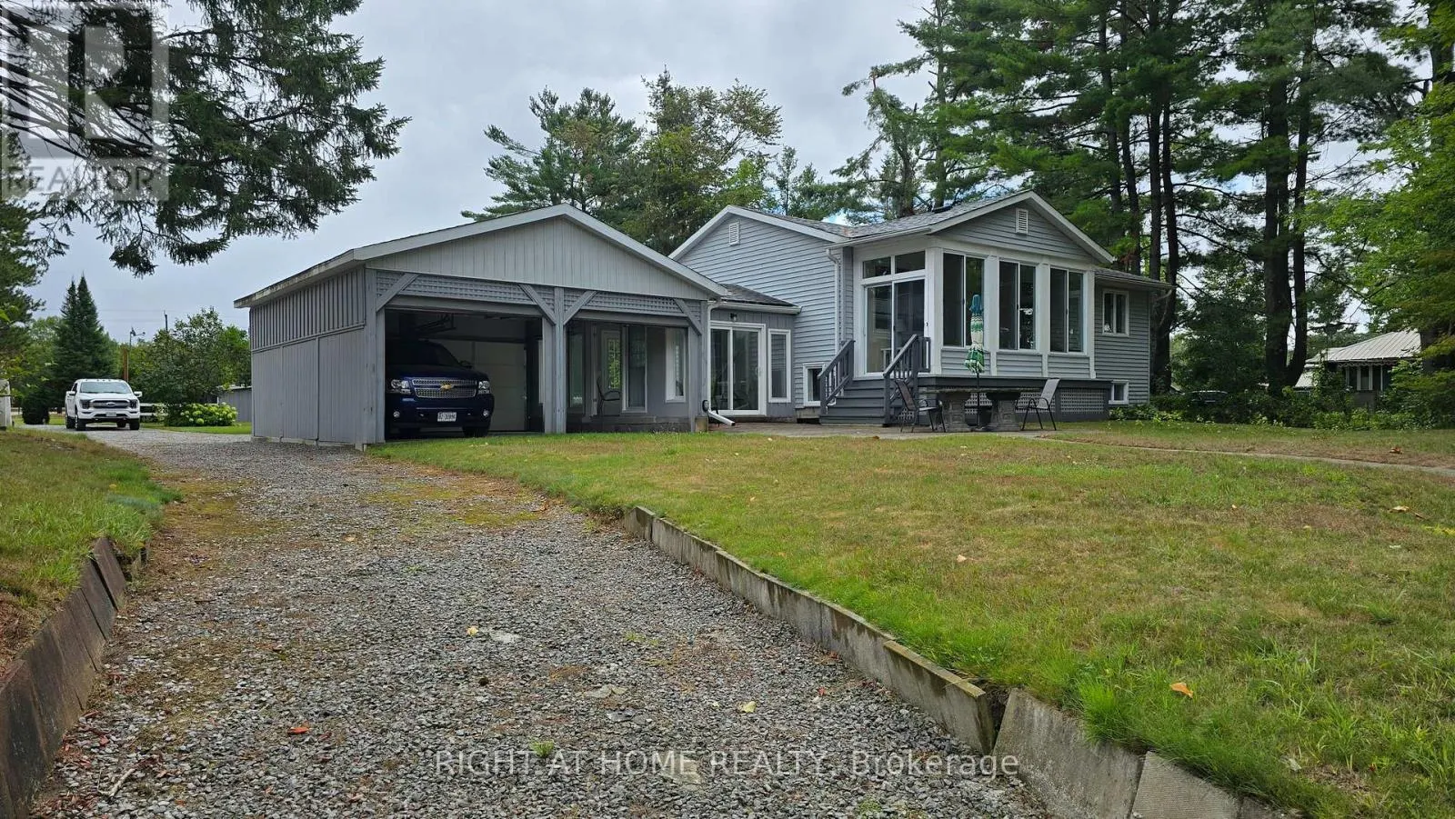 31 PORTAGE ROAD