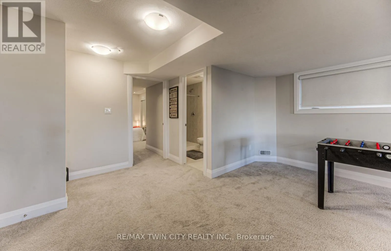 904 THOMAS PEDDER COURT