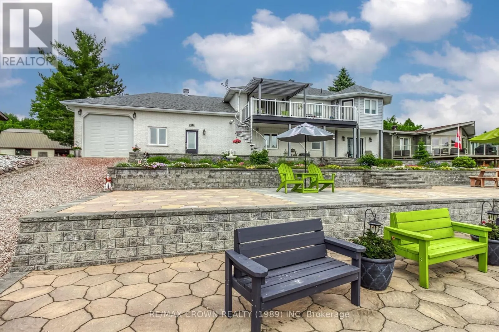 670 DELORME ROAD