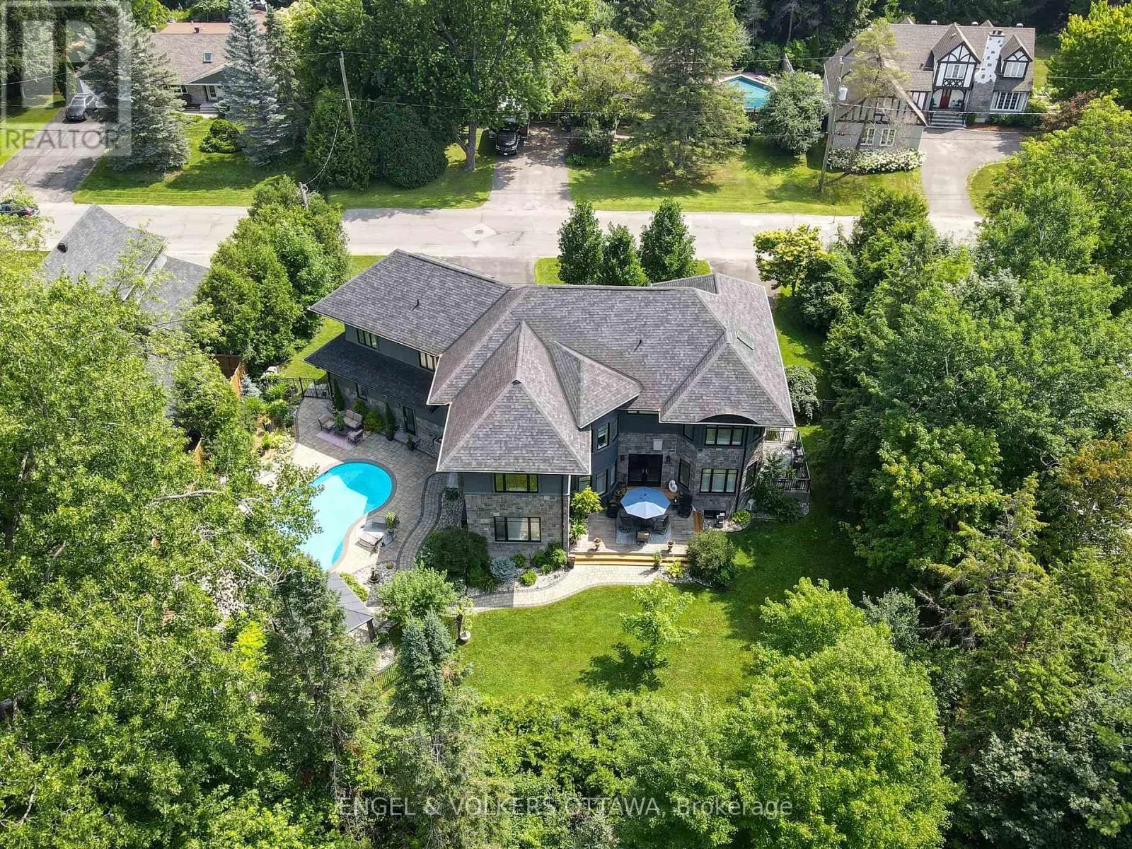25 KAYMAR DRIVE