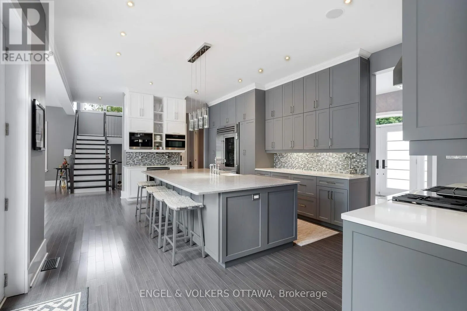 25 KAYMAR DRIVE