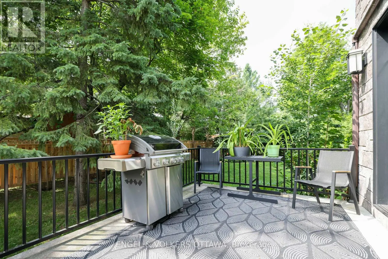25 KAYMAR DRIVE