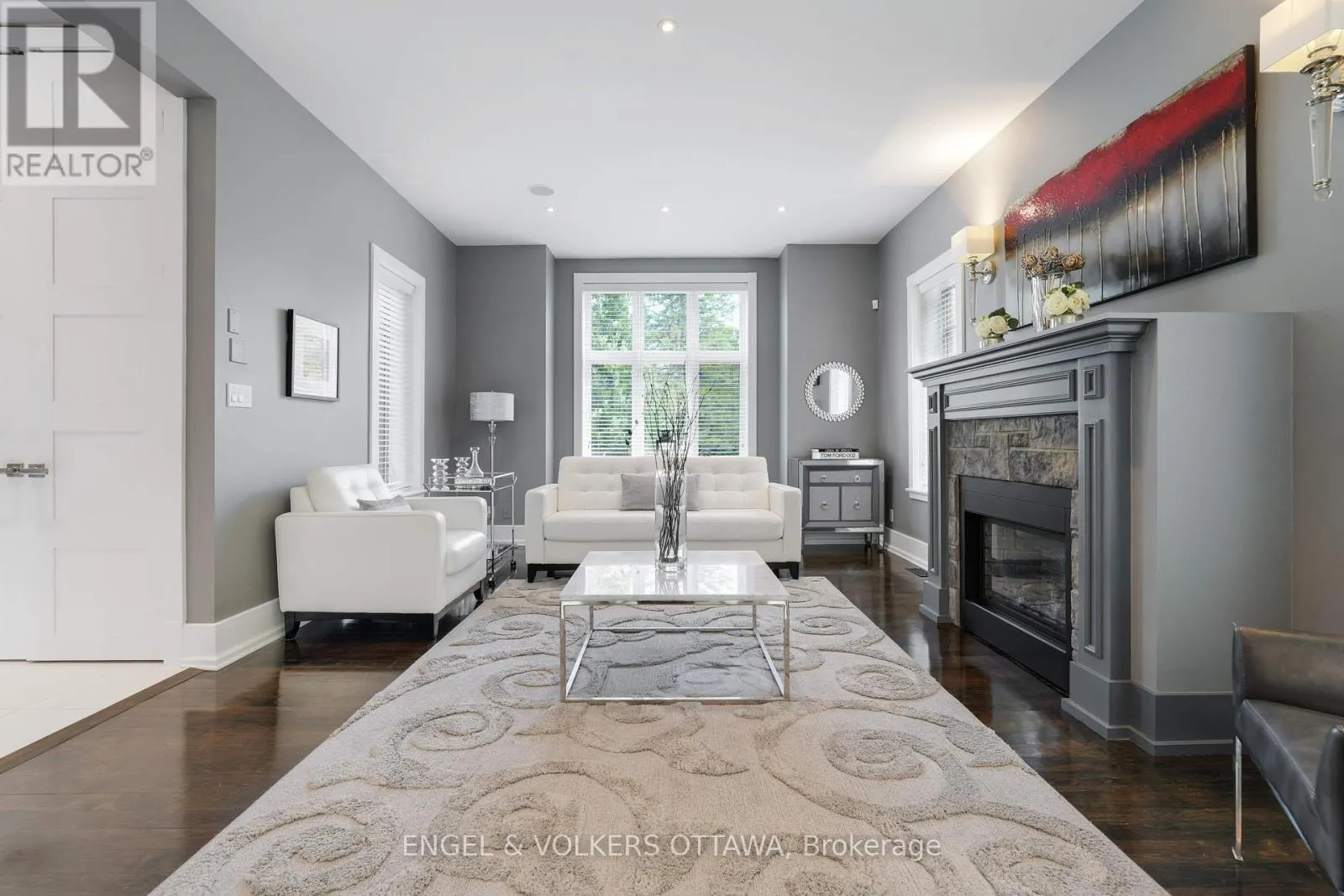 25 KAYMAR DRIVE