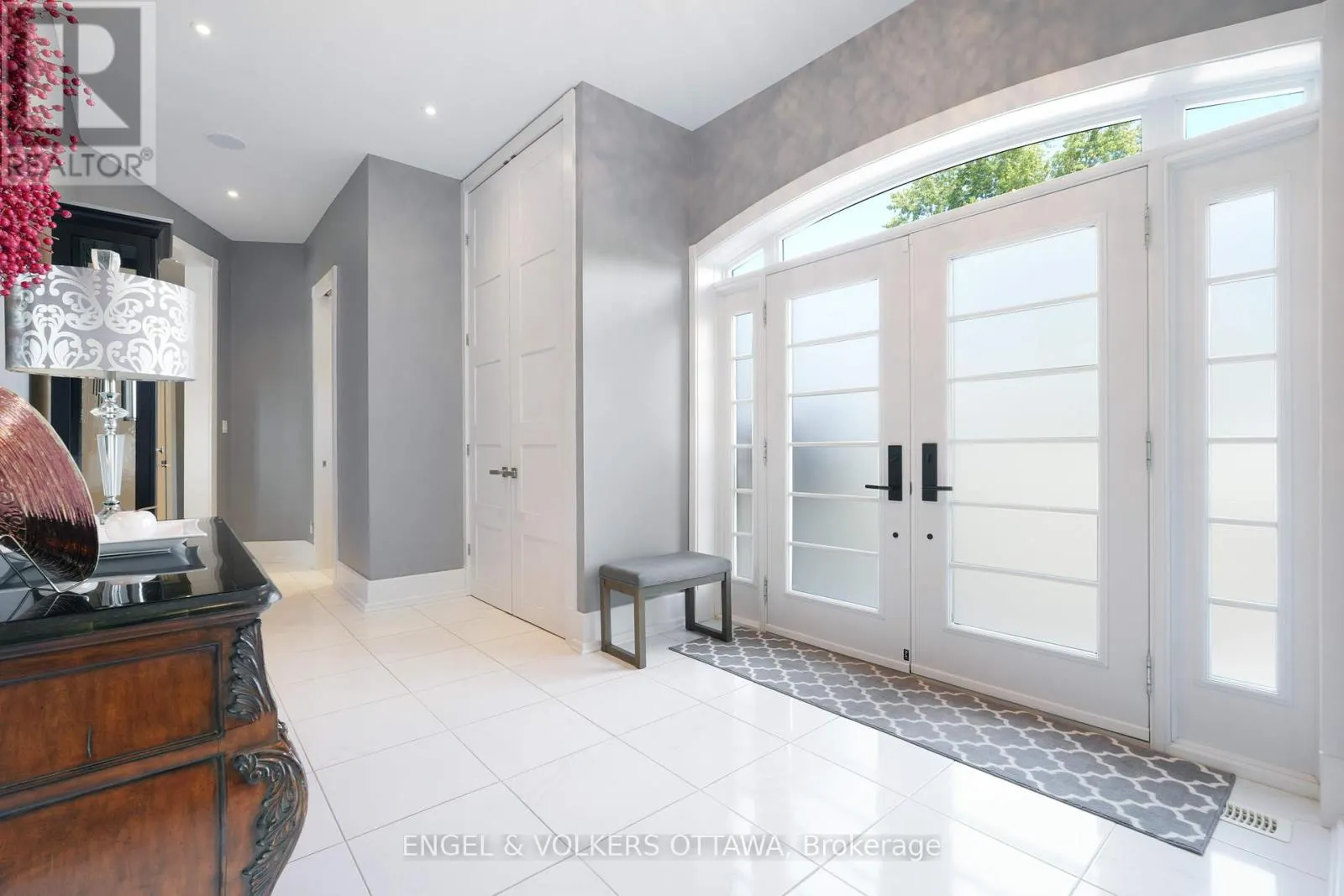 25 KAYMAR DRIVE