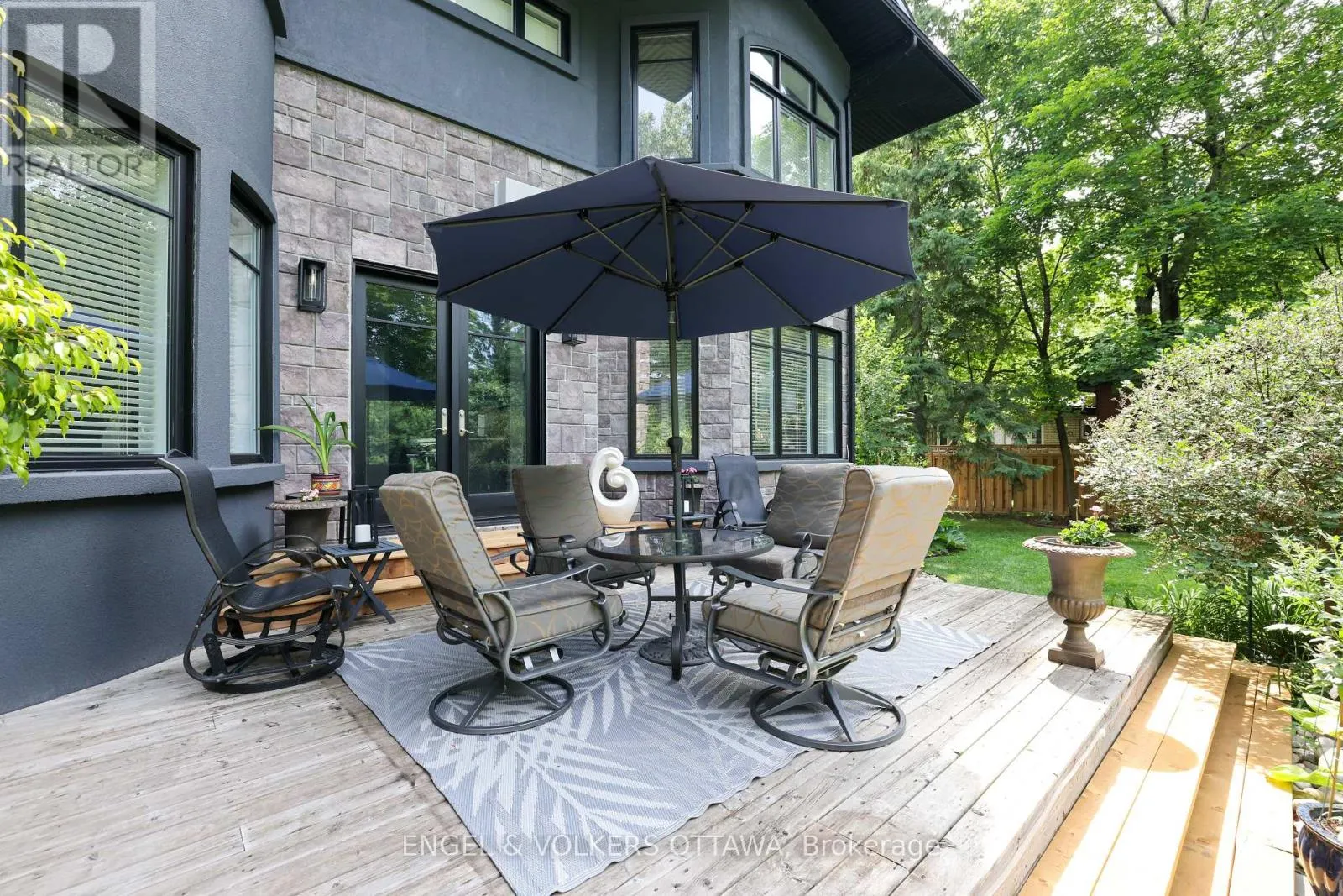 25 KAYMAR DRIVE