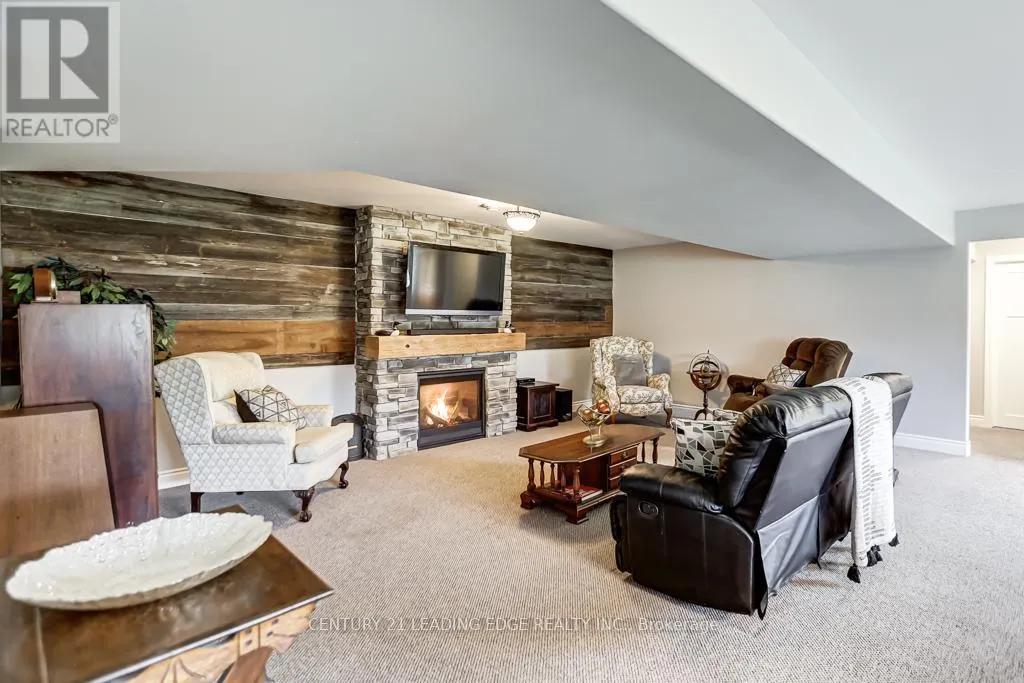 138 HIDDENVALLEY DRIVE