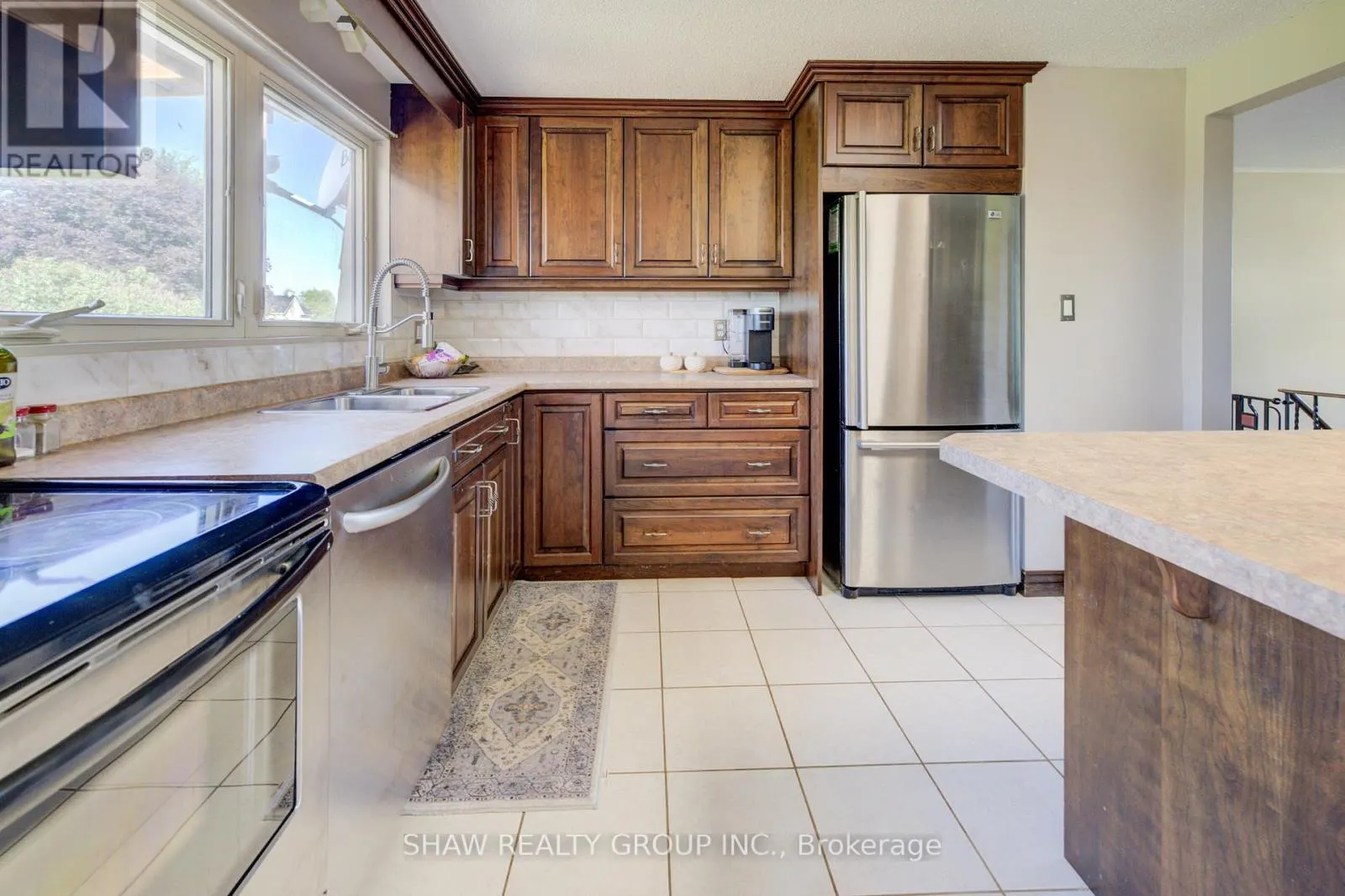 5888 WELLINGTON ROAD