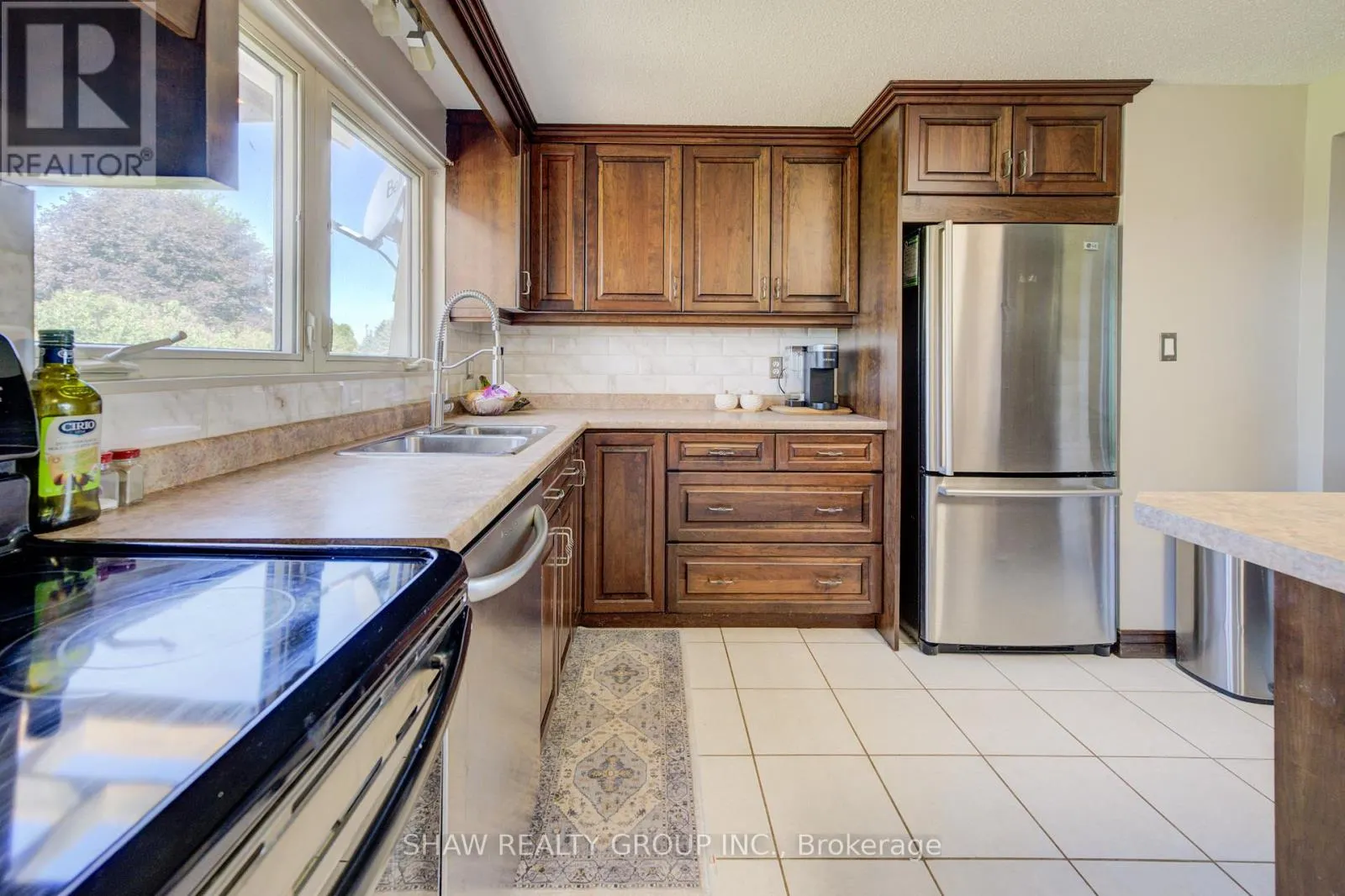 5888 WELLINGTON ROAD